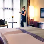 Dorint City-hotel Hotell 4*